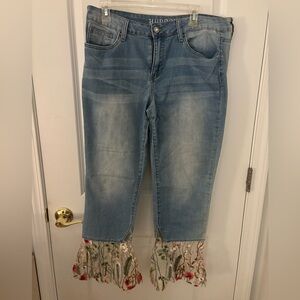 Hydraulic Light Blue Cropped Jeans with Floral Lace Trim